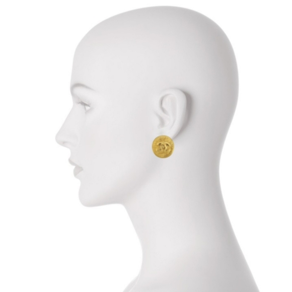 100% Authentic Chanel Coco Marks Round GP Earrings W/Box/Bag - Picture 8 of 15